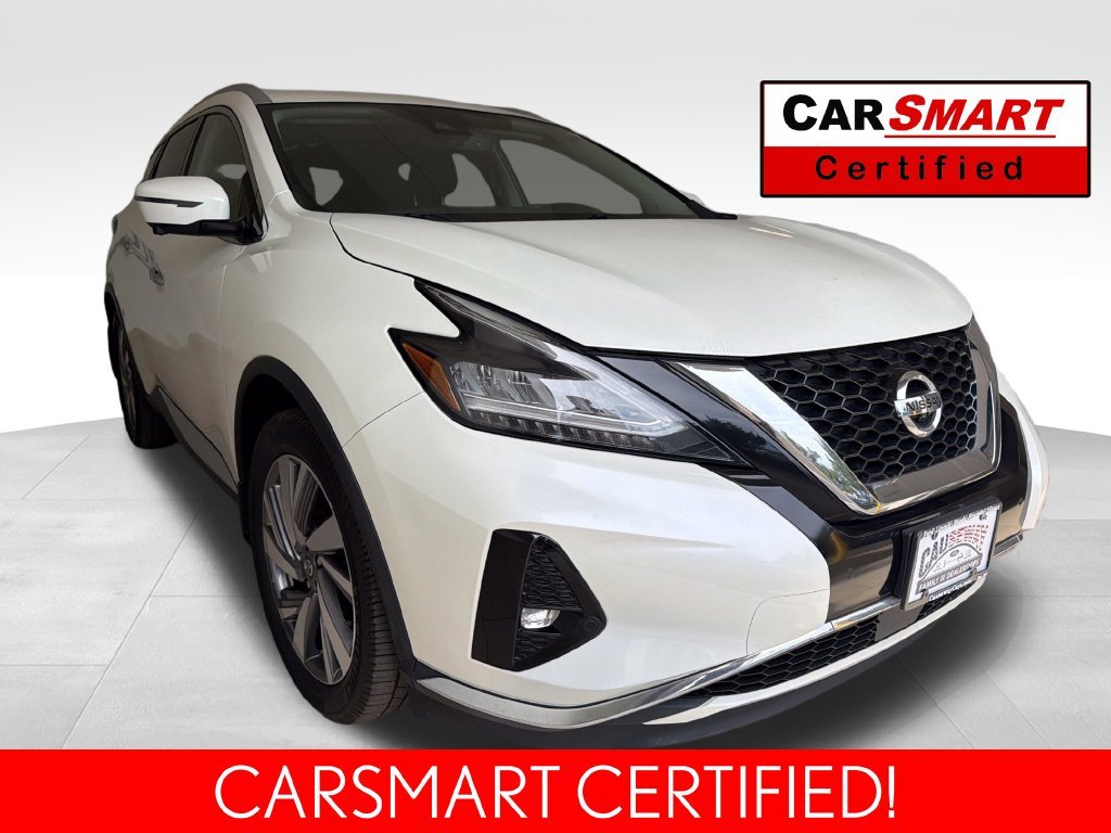 Used 2021 White Nissan SL image 1