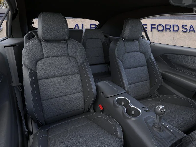 2025 Ford Mustang EcoBoost Convertible - Photo 32