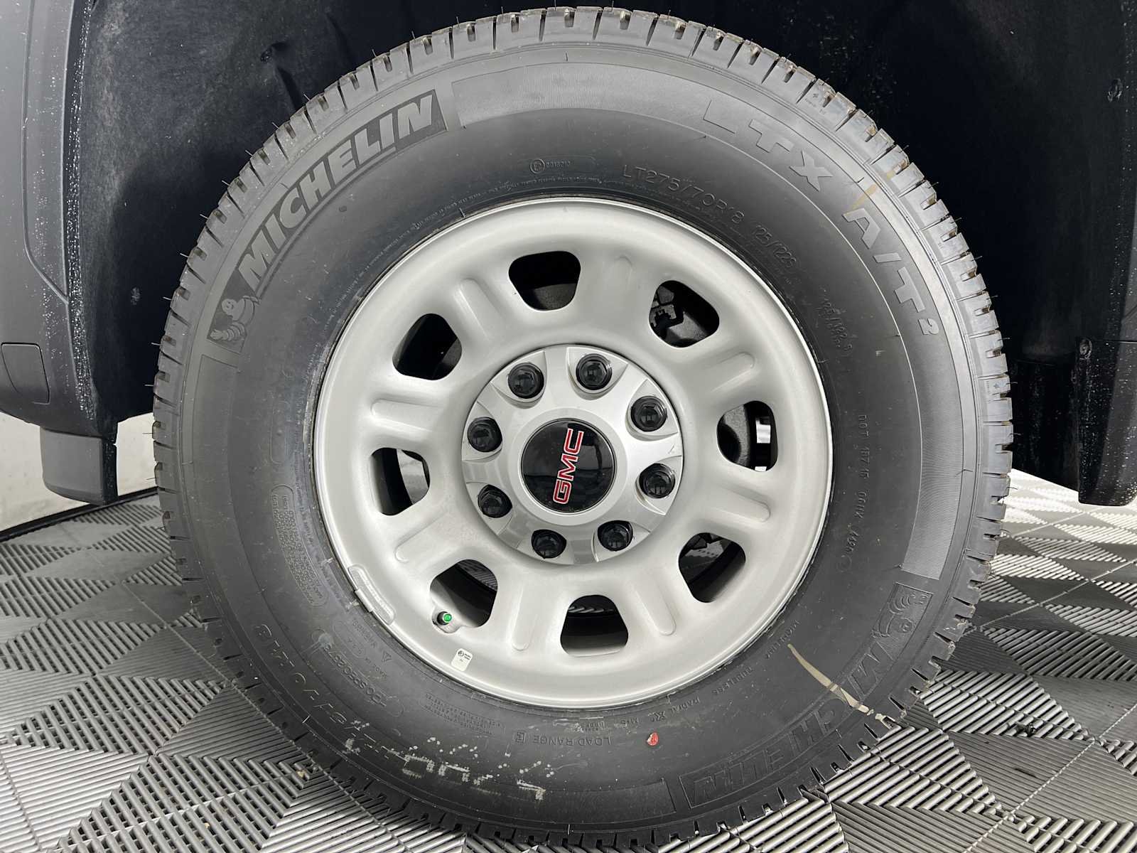 2026 GMC Sierra 2500HD Pro - Photo 9
