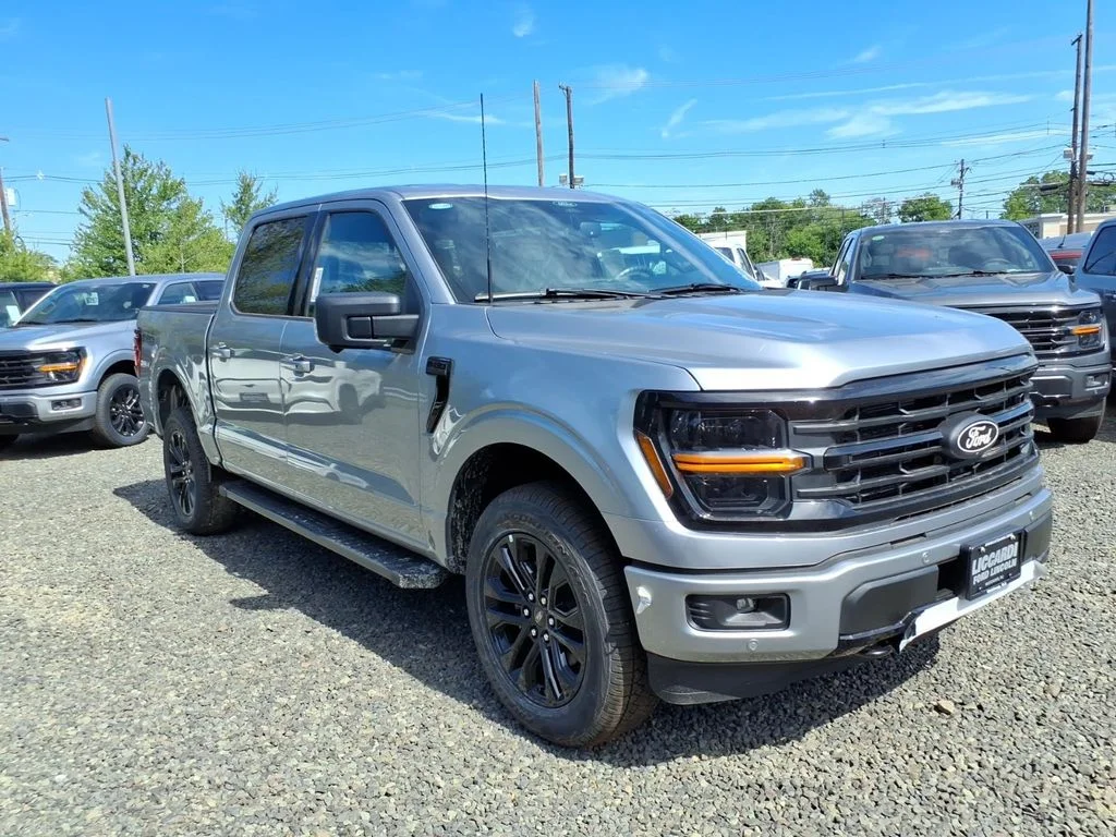 New 2026 Iconic Silver Metallic Ford XLT image 1