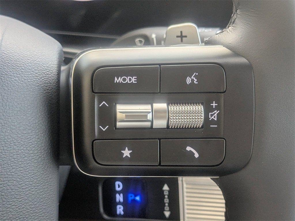 New 2026 Black Hyundai SE FWD image 26