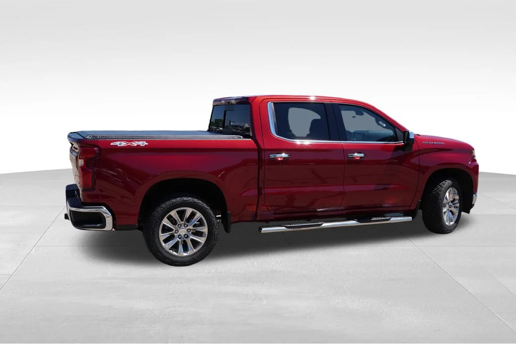 Used 2019 Cajun Red Tintcoat Chevrolet LTZ image 4