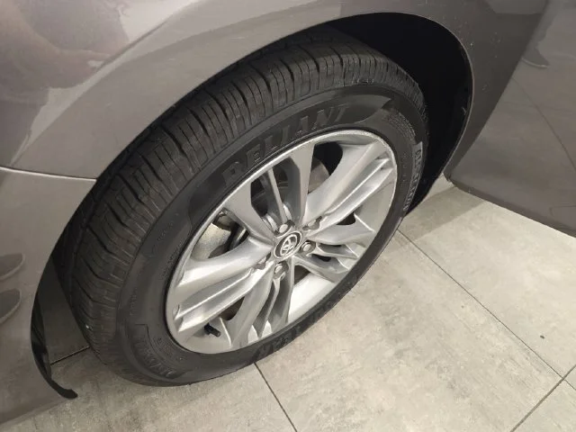 Used 2015 Predawn Gray Mica Toyota SE image 33