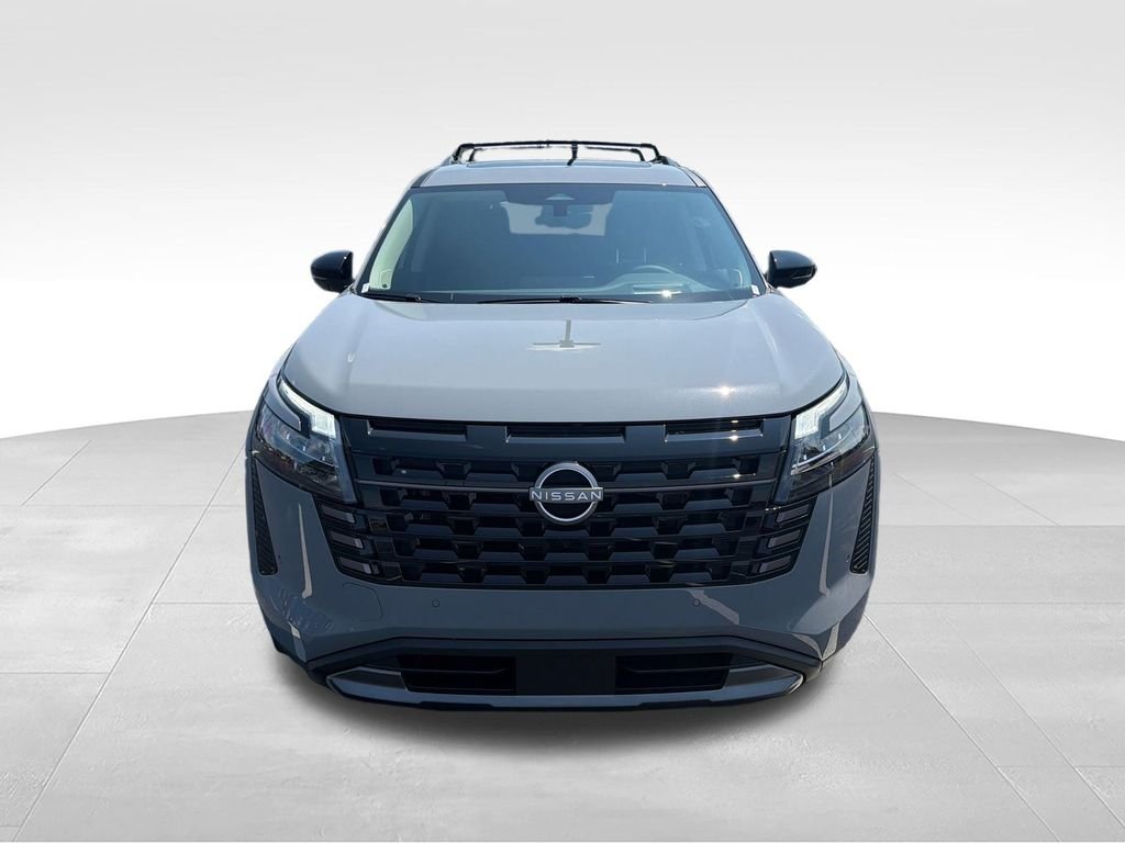 New 2026 Gray Nissan Platinum image 8