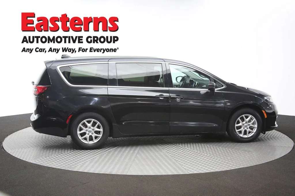 Used 2023 Black Chrysler Touring L image 46