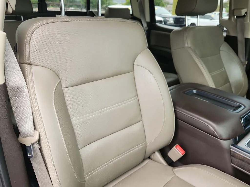 Used 2015 White GMC Denali image 17