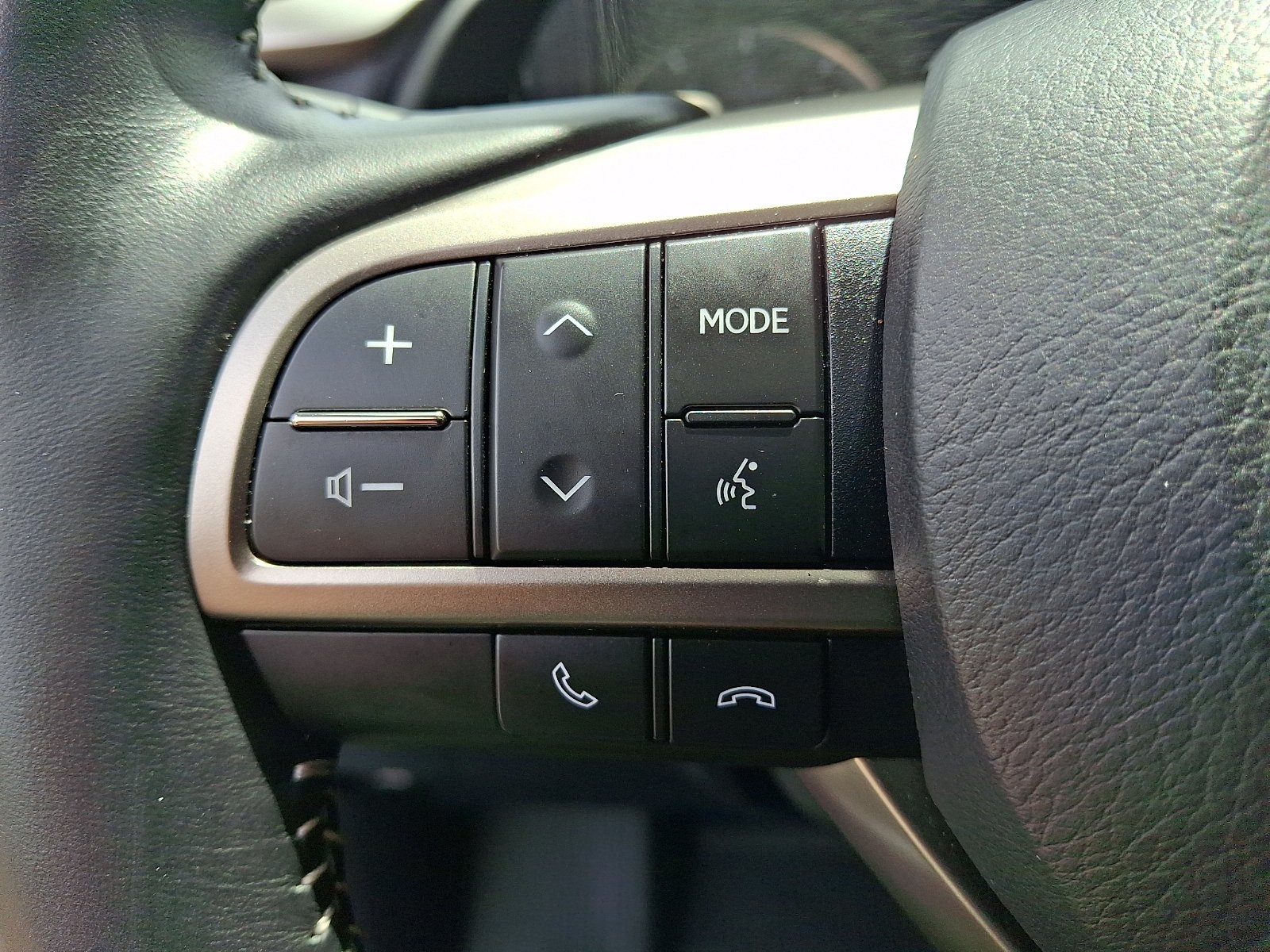 Certified Used 2022 CAVIAR Lexus AWD image 22