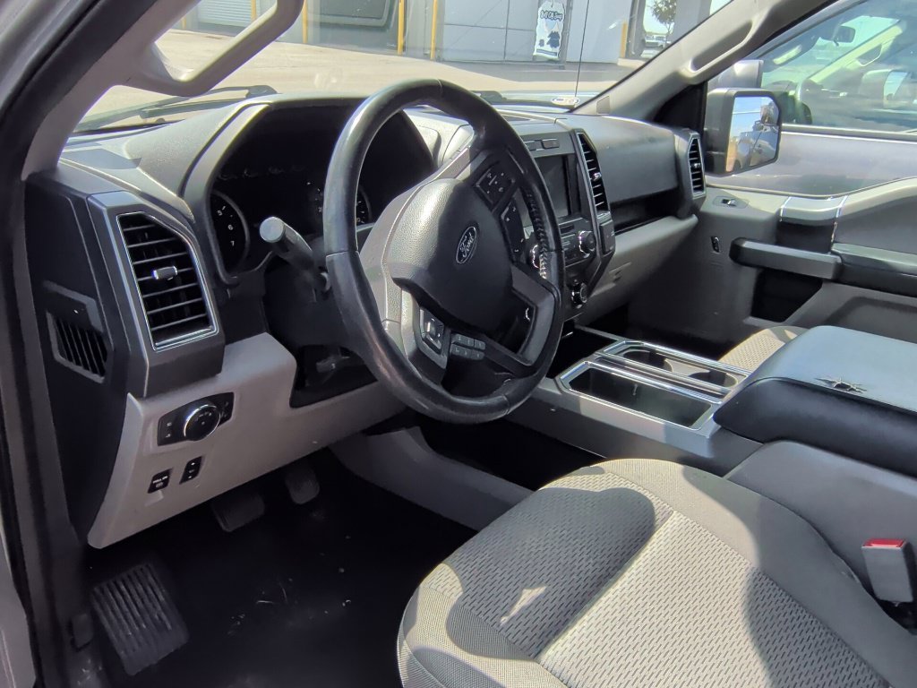 Used 2020 Iconic Silver Metallic Ford XLT image 9
