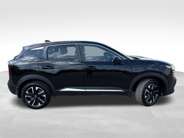 Used 2025 Black Nissan SV image 9