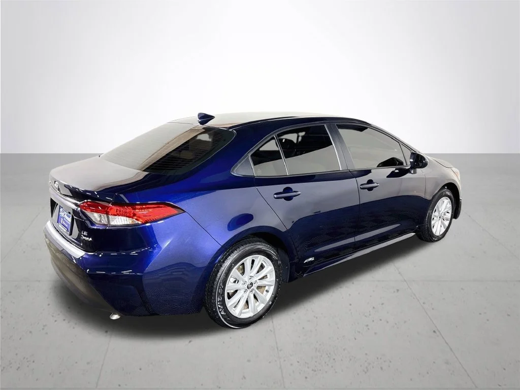 Used 2026  Toyota LE image 6