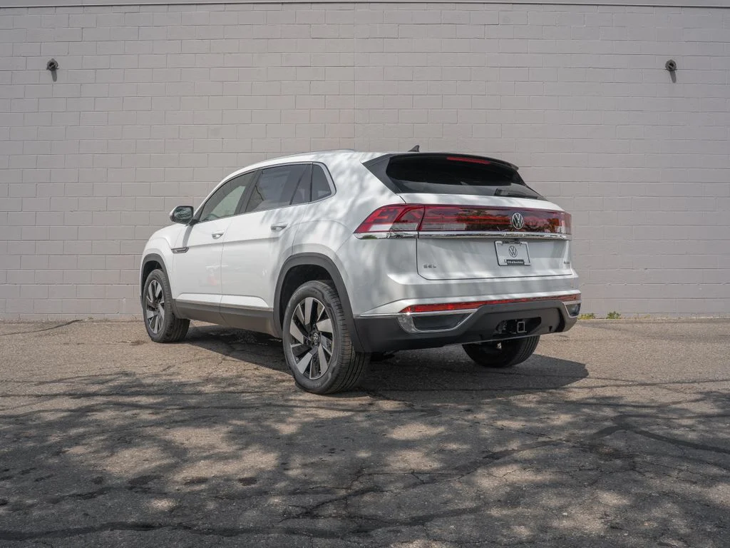 New 2026 White Volkswagen 2.0T SEL image 4