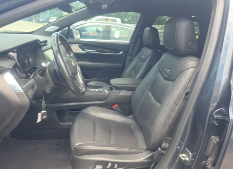 Used 2021 Gray Cadillac Premium Luxury image 5