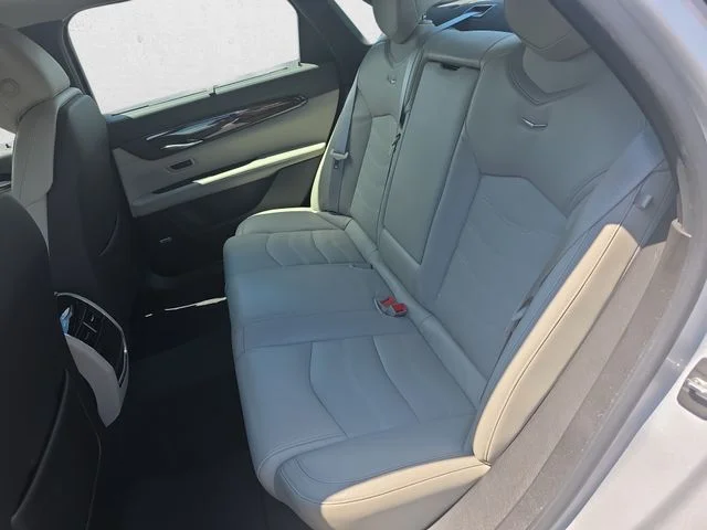 Used 2018 Radiant Silver Metallic Cadillac 3.6L Luxury image 14