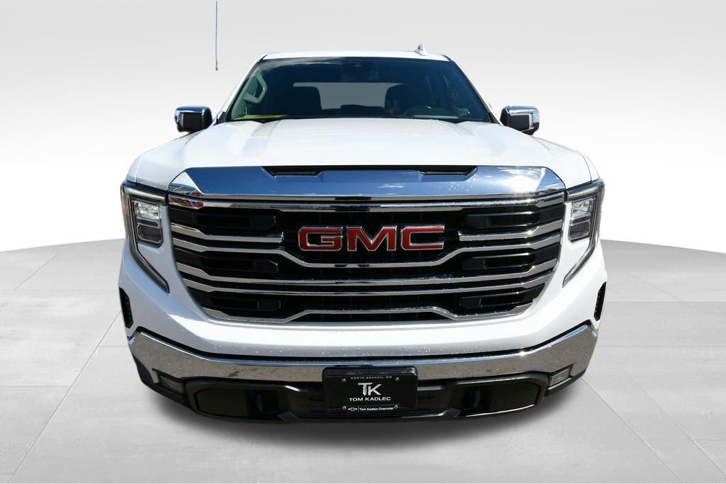 2023 GMC Sierra 1500 SLT - Photo 13