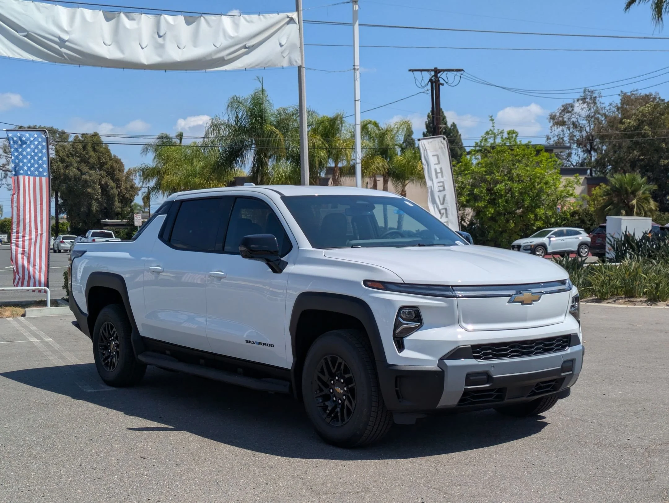 2026 Chevrolet Silverado EV LT - Photo 7
