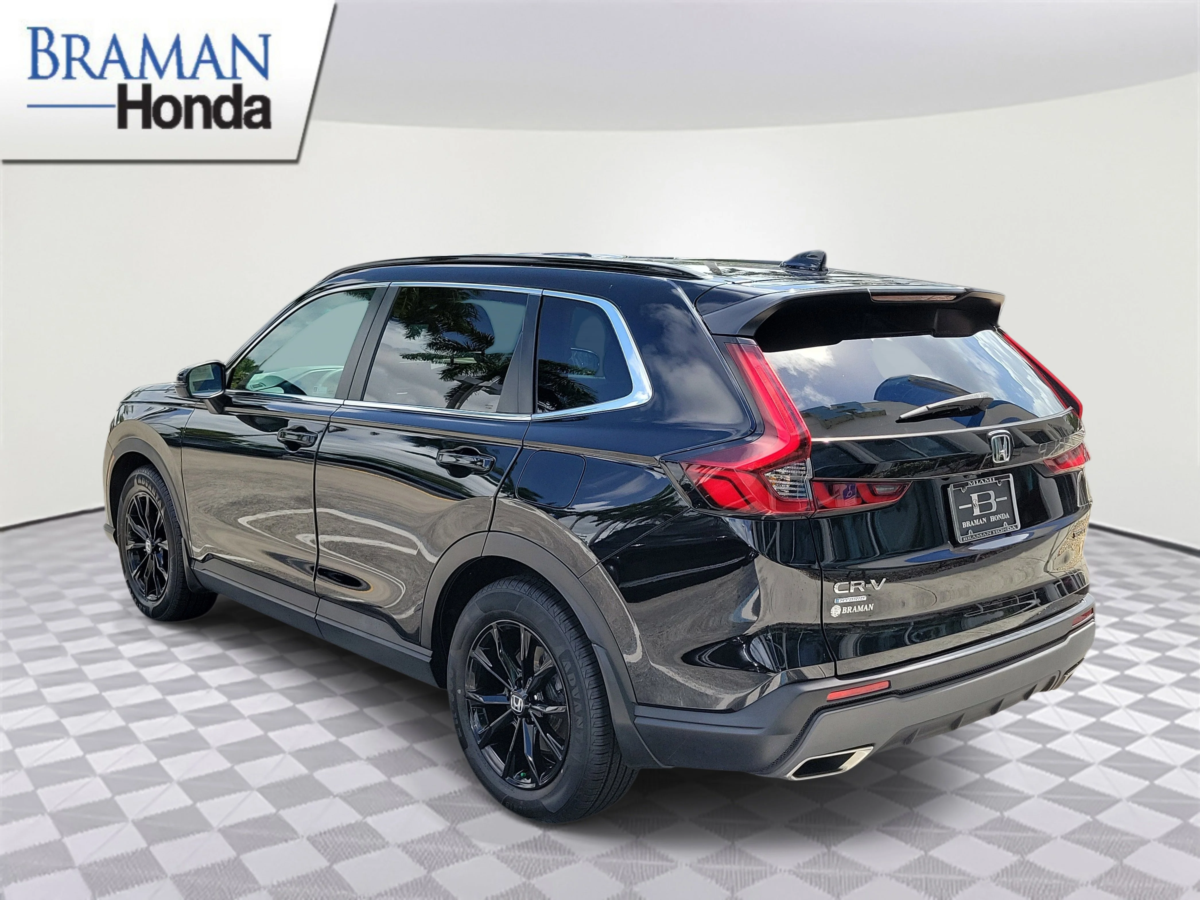 Used 2023 Black Honda Sport image 4