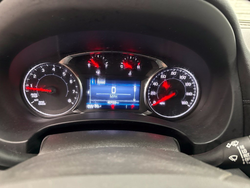 Used 2023 Silver GMC SLE image 27