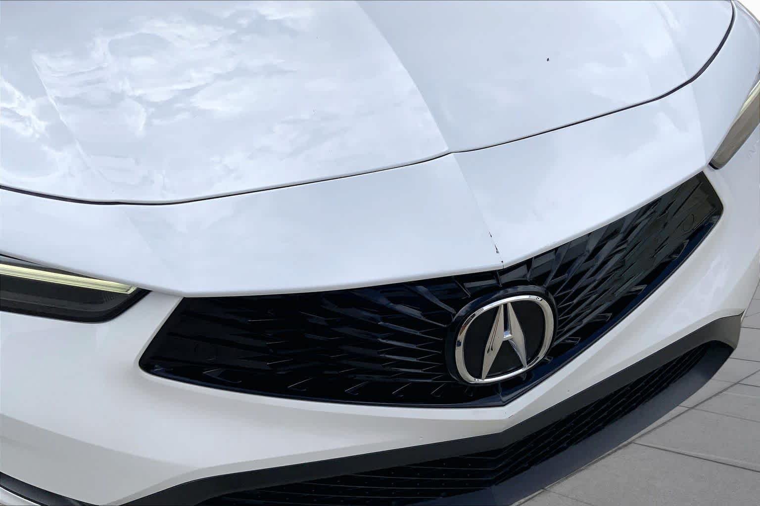 Used 2023 Platinum White Pearl Acura  image 28