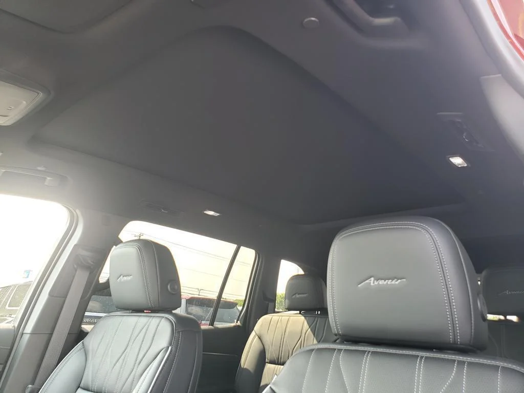 2026 Buick Enclave Avenir - Photo 17