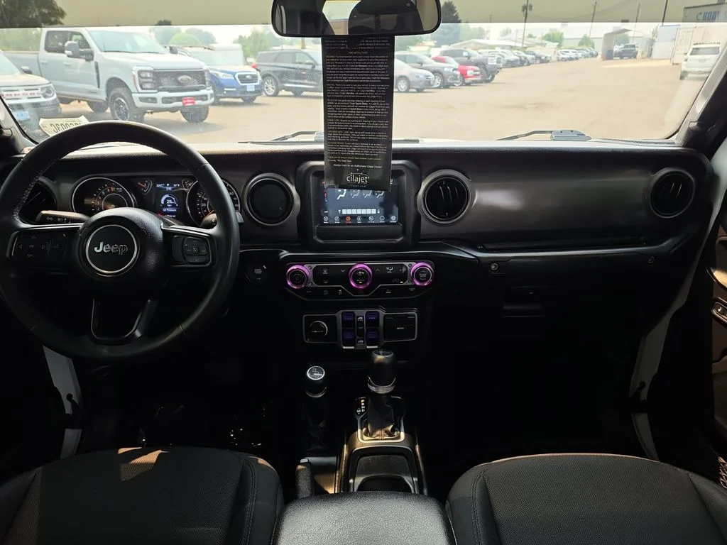 Used 2023 Copper Jeep Sport S image 17