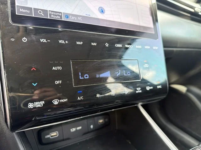 Used 2023 Black Hyundai Limited image 18