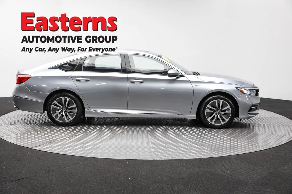 Used 2020 Silver Honda EX image 4