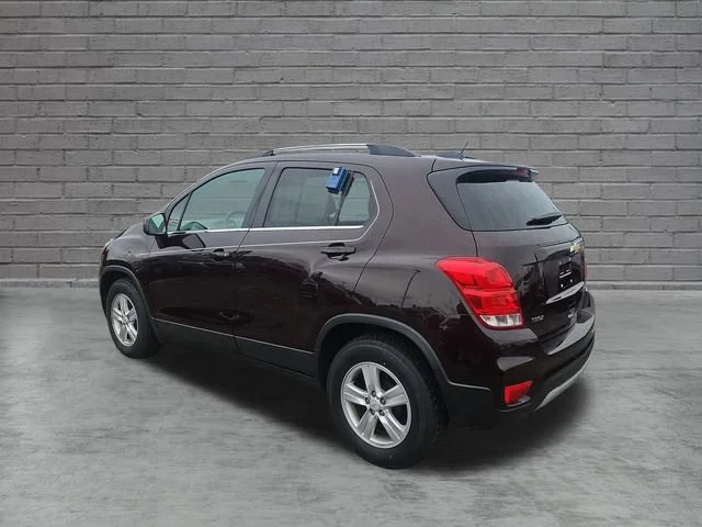 Used 2020 BLACK CHERRY METALLIC Chevrolet LT image 3
