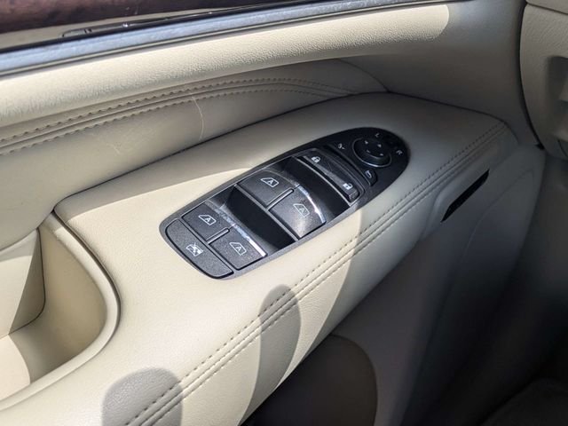 Used 2013 Black INFINITI Base image 27