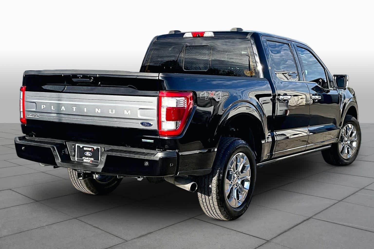 Used 2022 Agate Black Ford Platinum image 12