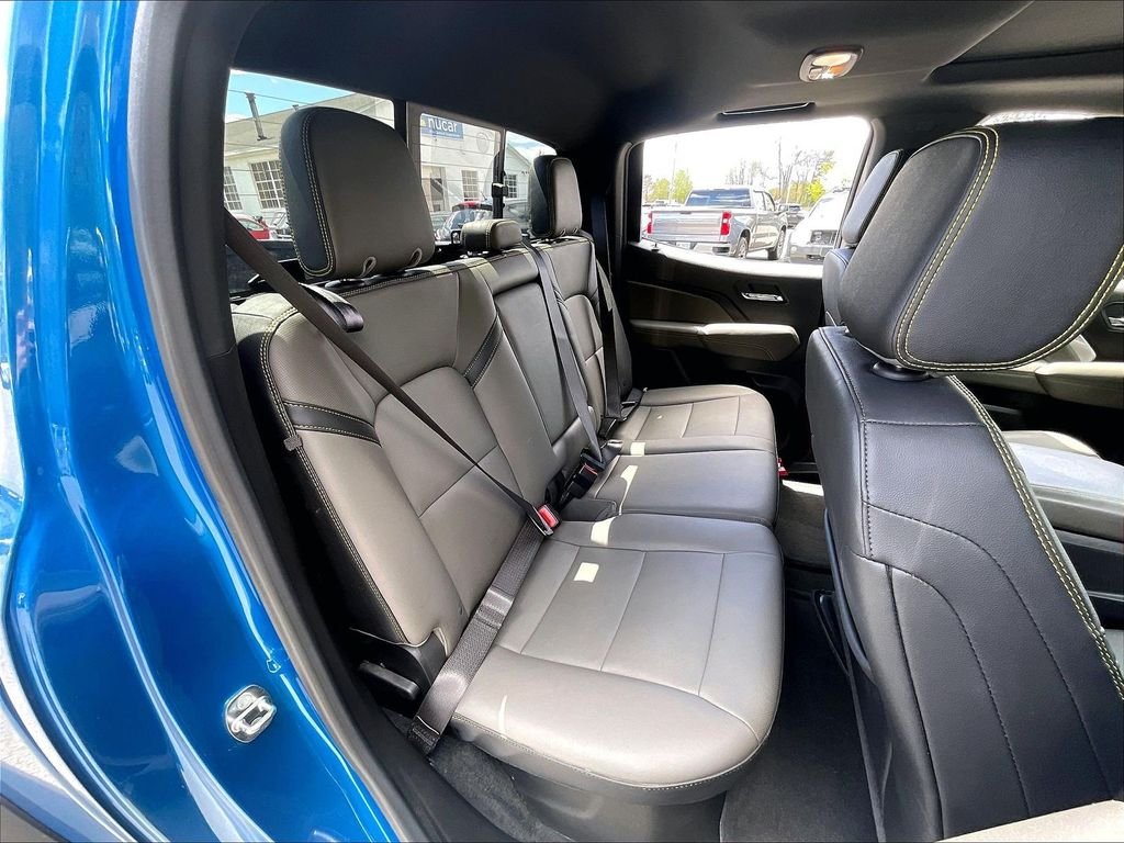 Used 2023 Blue Chevrolet ZR2 image 19