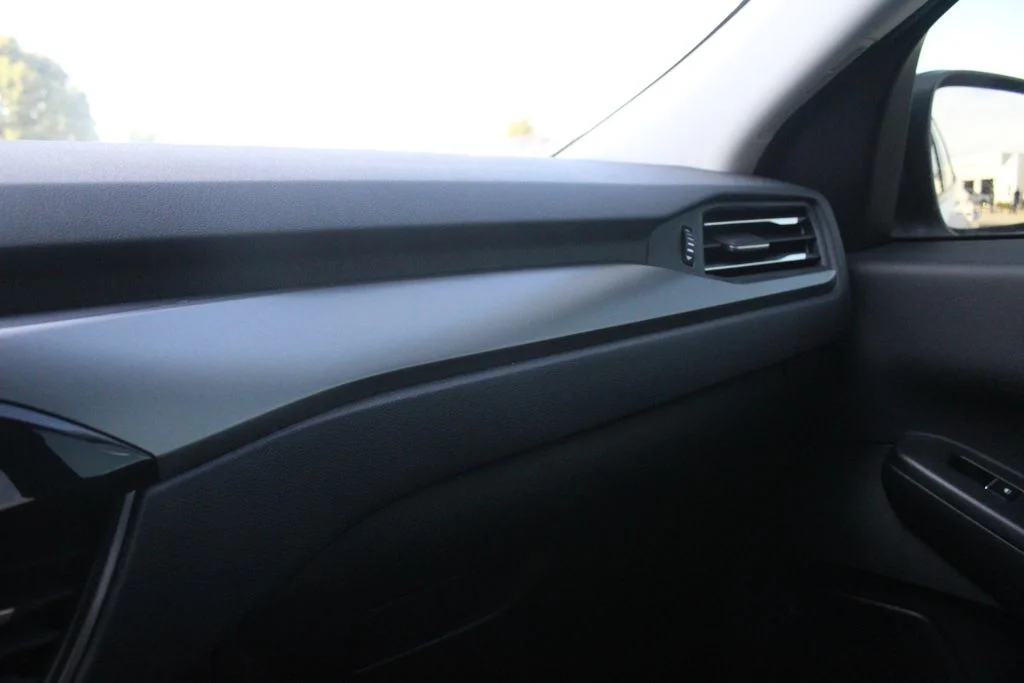 Used 2023 White Ford Active image 18