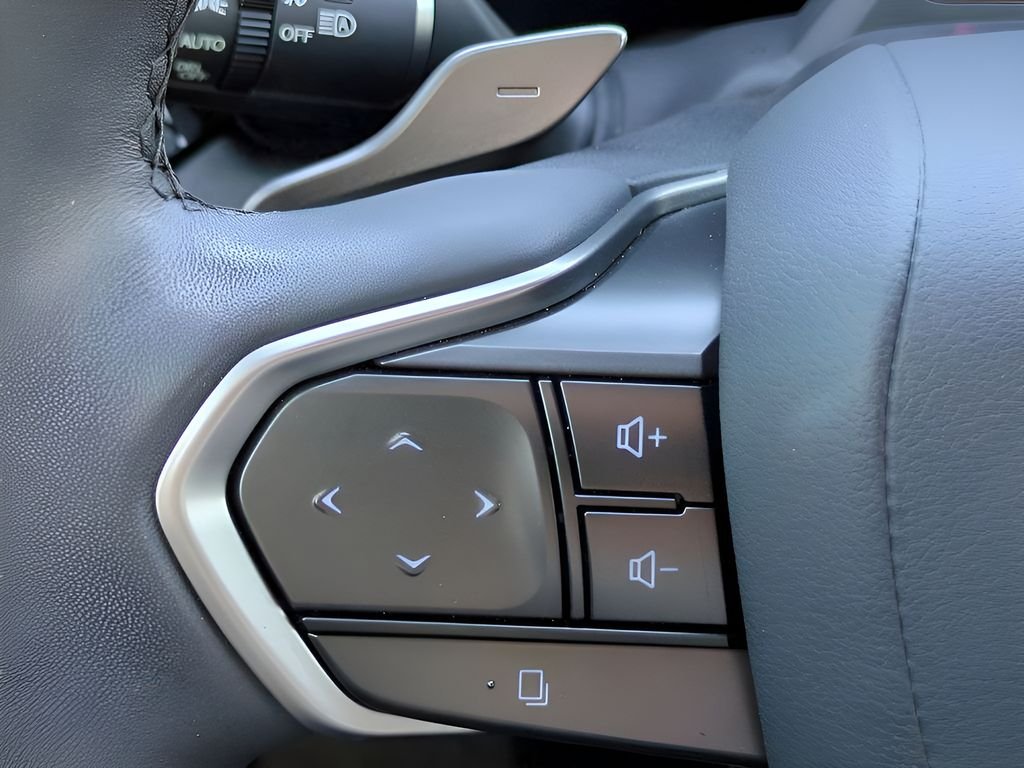 Used 2024 White Lexus 350 Premium Plus image 22