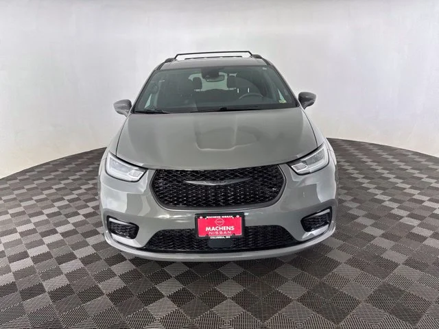 2C4RC1FG9MR571863