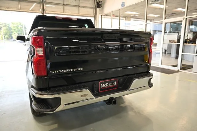 2026 Chevrolet Silverado 1500 LT - Photo 6