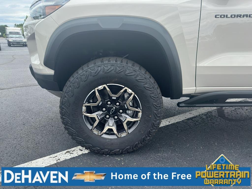 2026 Chevrolet Colorado ZR2 - Photo 31