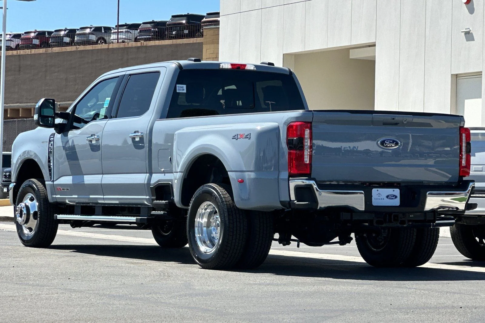 New 2026 Glacier Gray Metallic Tri-Coat Ford F-350® Lariat® image 5
