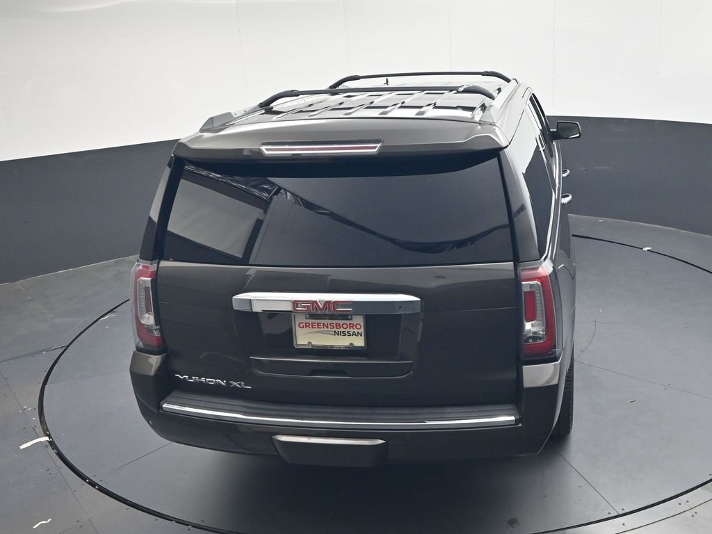 Used 2019 Gray GMC Denali image 29
