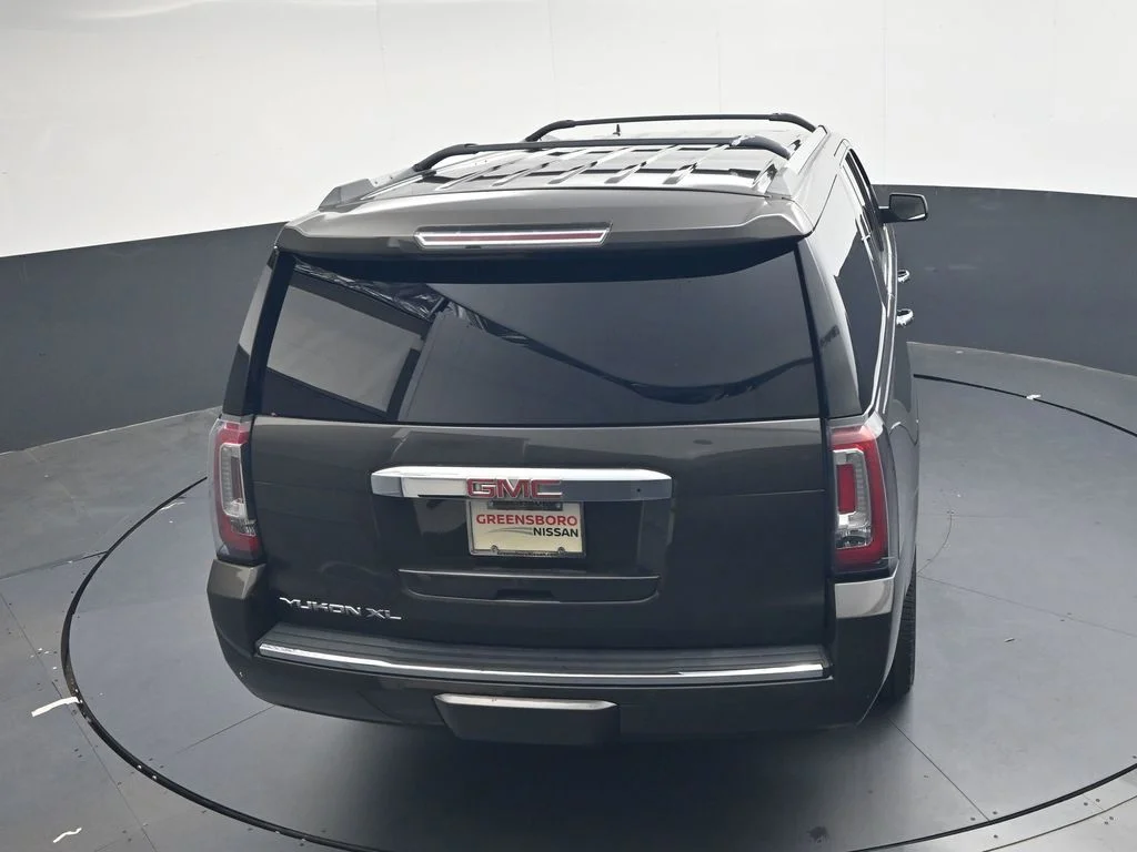 Used 2019 Gray GMC Denali image 29