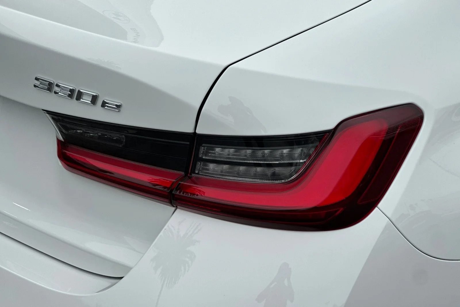 Used 2023 Alpine White BMW 330e image 26