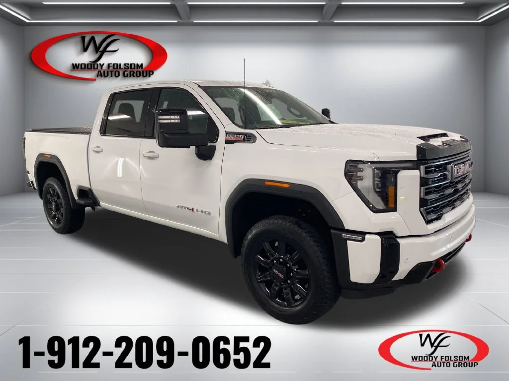 Used 2026 White GMC AT4 image 1