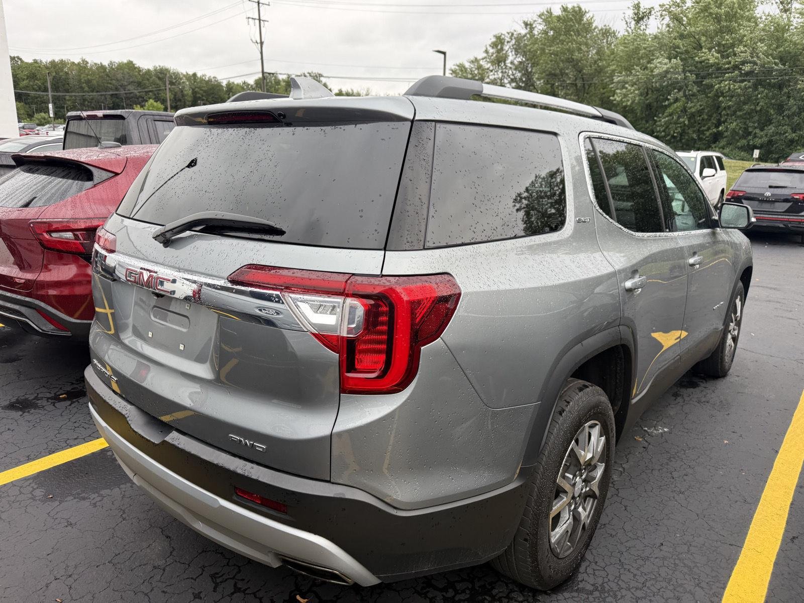 Used 2023 Sterling Metallic GMC SLT image 11