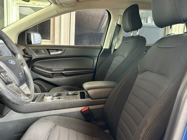 Used 2024 Blue Ford SE image 10