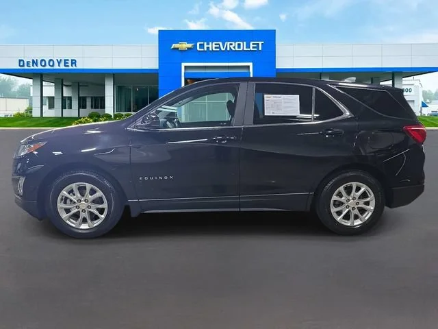 Used 2021 MOSAIC BLACK METALLIC Chevrolet LT image 10