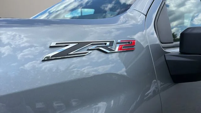 Used 2024 Gray Chevrolet ZR2 image 38