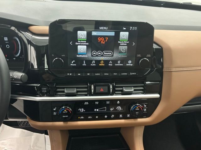 Used 2025 Black Nissan Platinum image 24