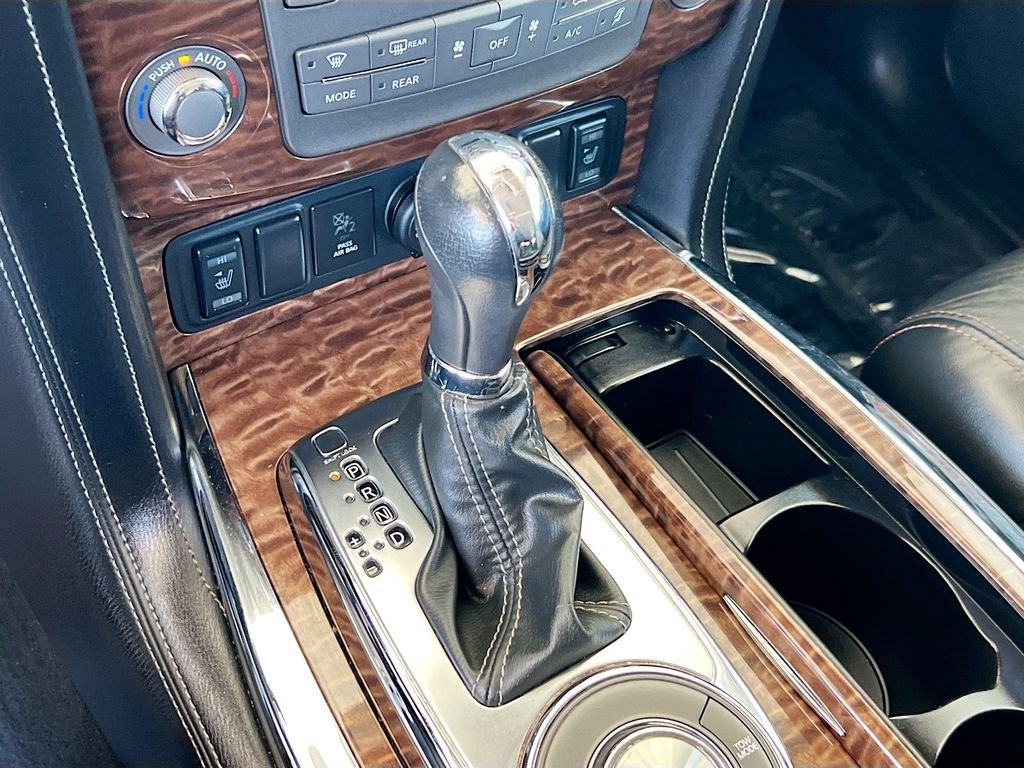 Used 2019 Super Black Nissan SL image 17