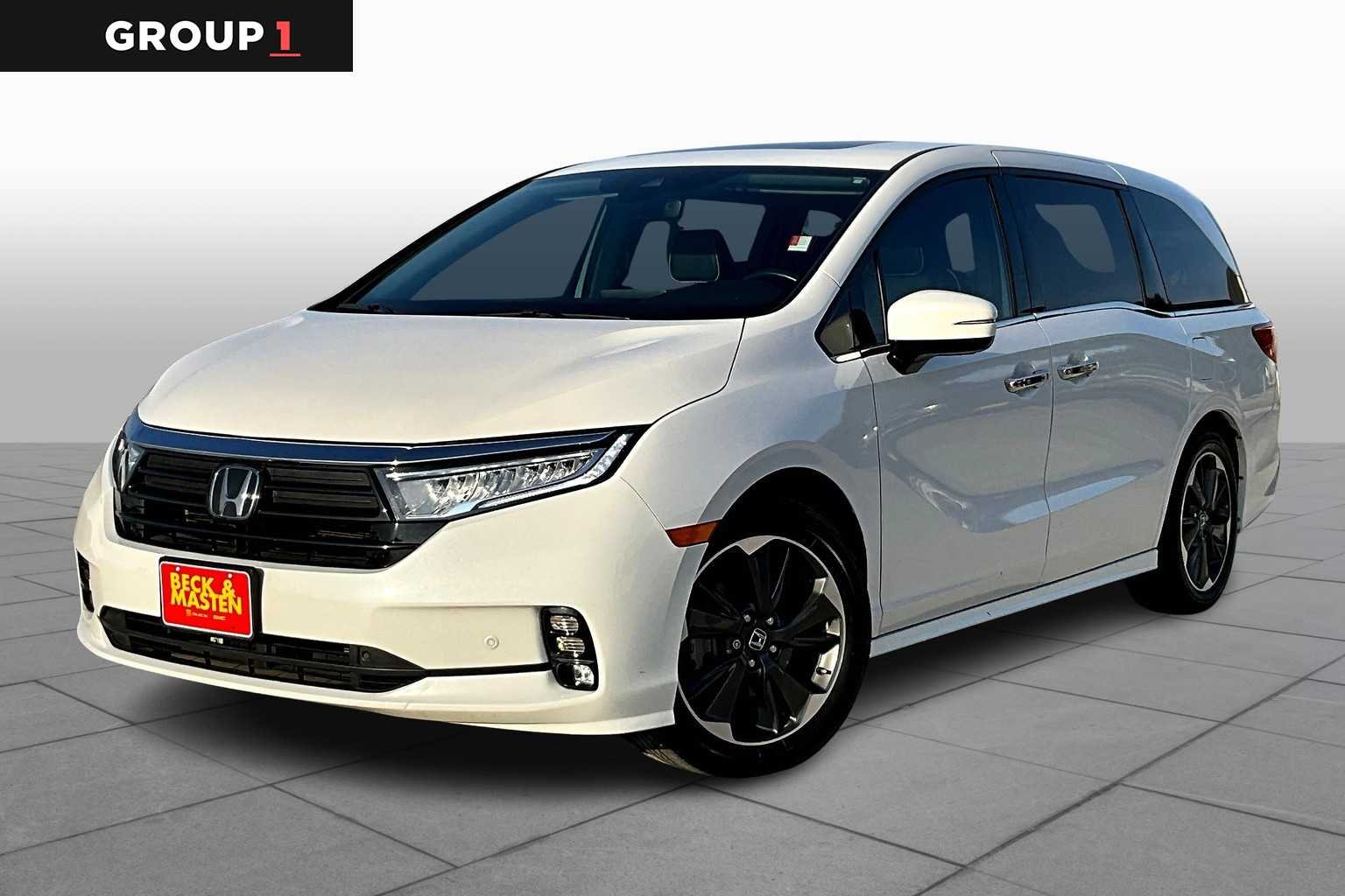 2023 Honda Odyssey Elite's photo