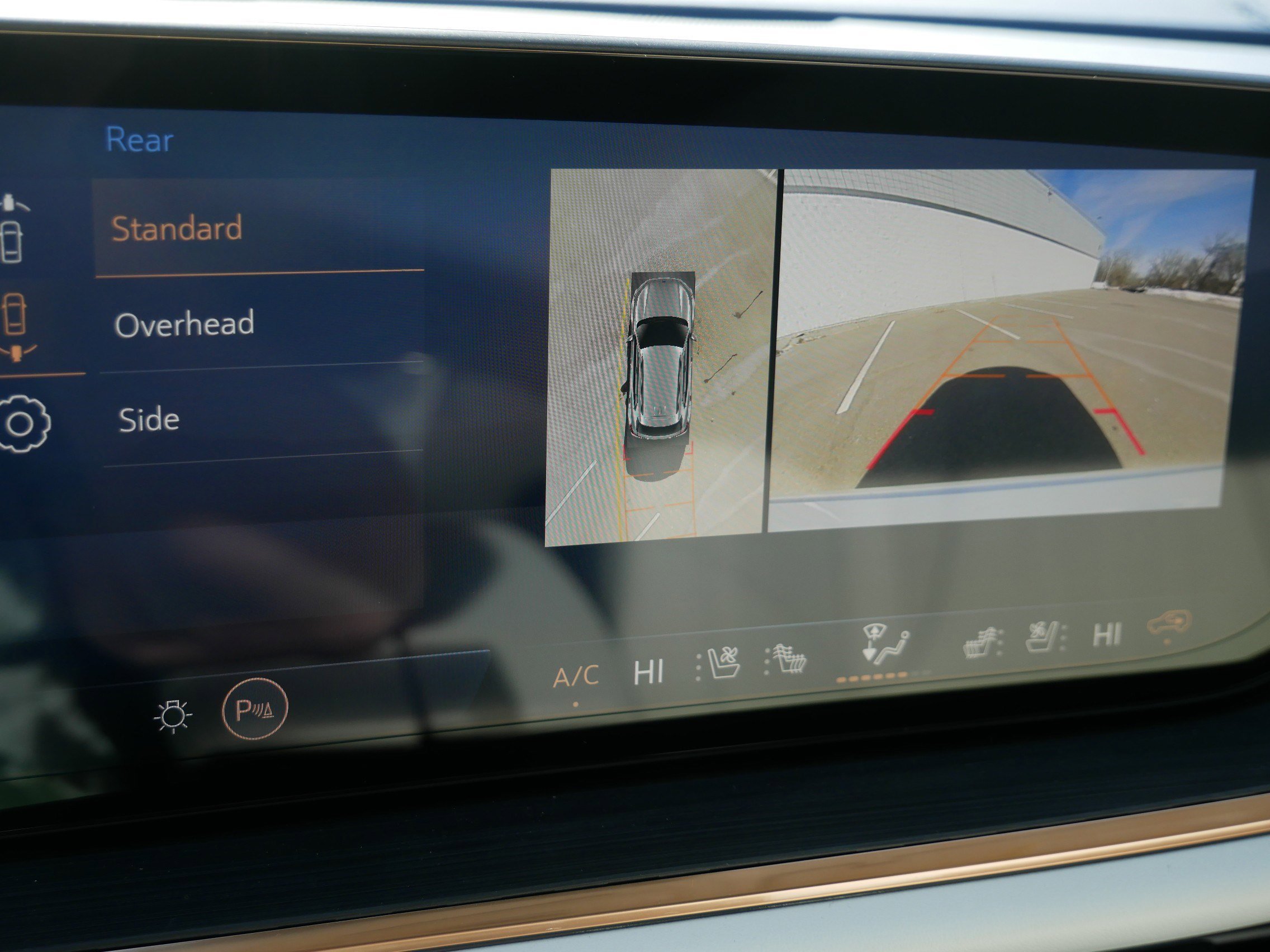New 2026 Iridescent White Tricoat Buick Avenir image 10