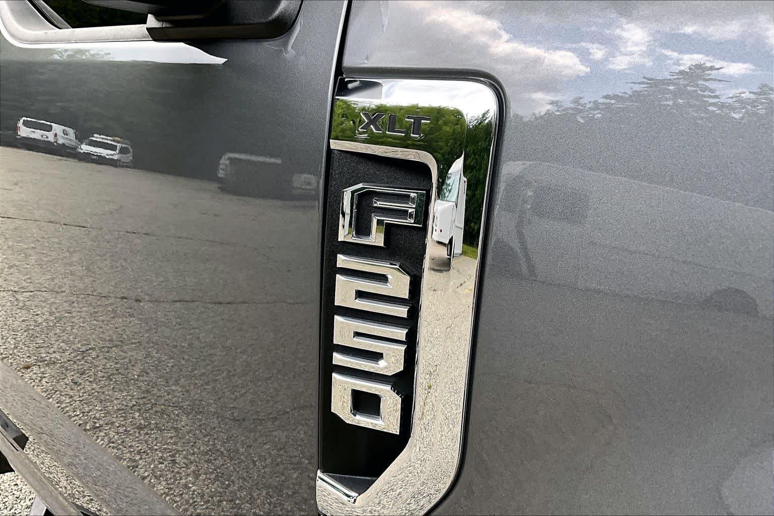 Certified Used 2021 Carbonized Gray Metallic Ford XLT image 10