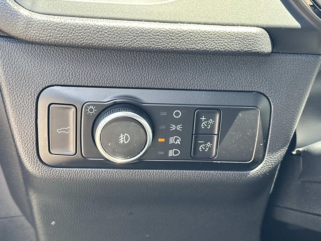 Used 2025 Black Ford ST-Line Select image 28